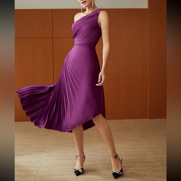 Luxe one shoulder pleated party formal dress - Picture 1 of 7